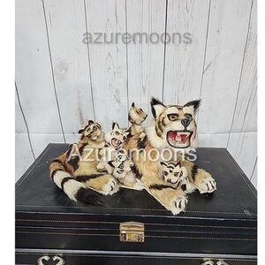 Vintage Tiger with cubs Bobble Head Cat Nodder Home decor figurine 10.5 X 6